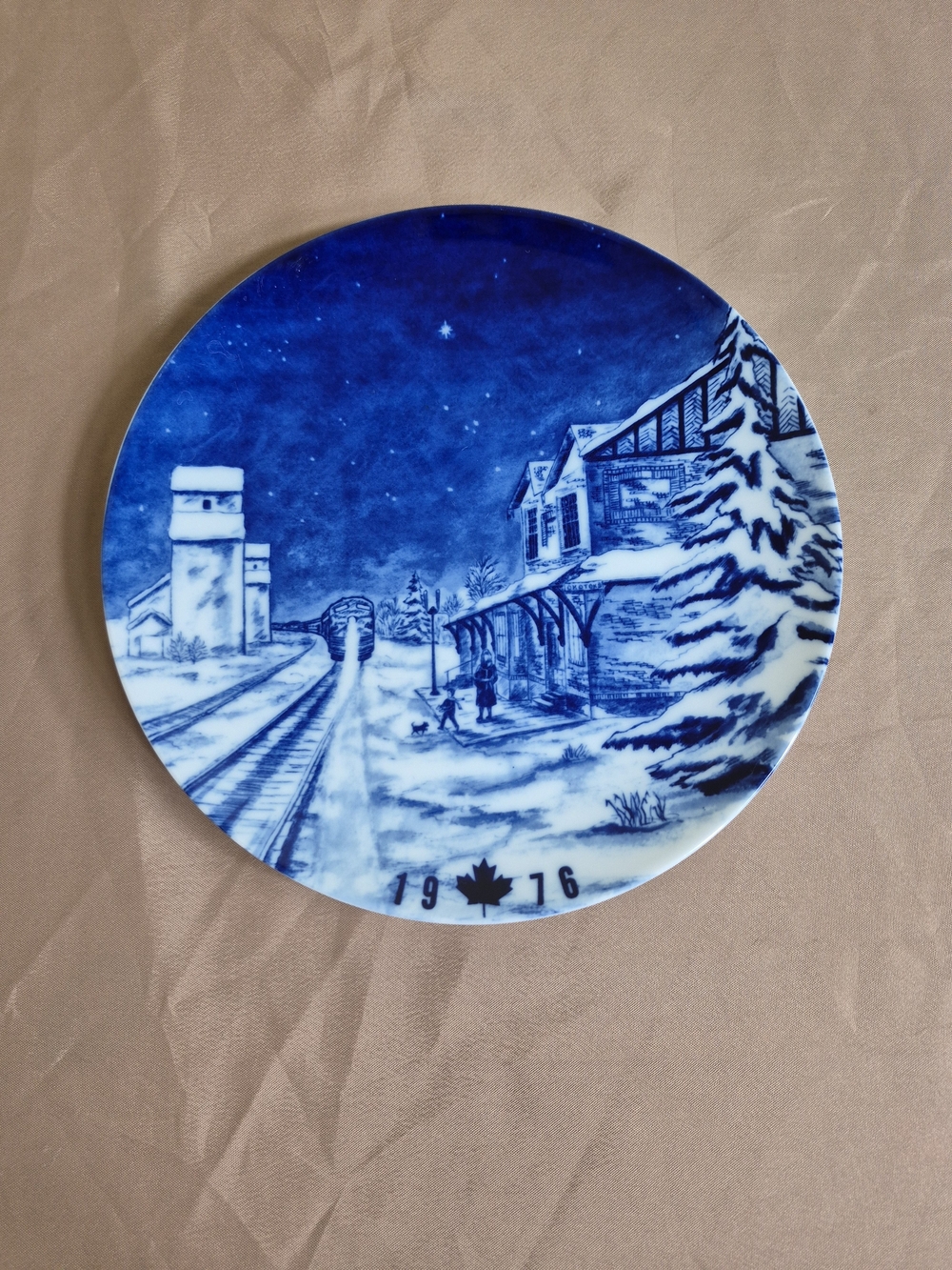 Vintage Hutschenreuther Canada Christmas Plate 1976 – "Winter on the Prairies"